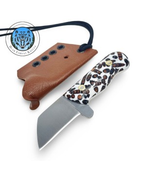 Compact Leather Resin Blade – Durable & Lightweight