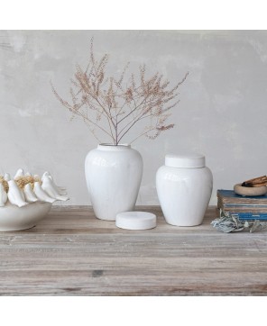 Decorative White Stoneware Ginger Jar with Lid – Elegant & Unique