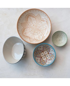 Hand-Painted Stoneware Bowl with Floral Design – White & Green