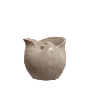 Stoneware Shell Planter – Reactive Glaze, White, Coastal Accent