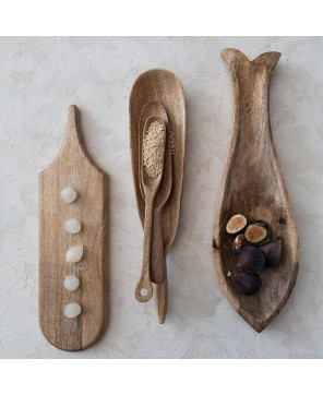 Mango Wood Fish-Shaped Dish – Hand-Carved Coastal Serveware