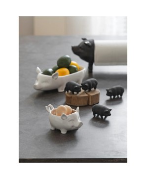 Farmhouse Pig Paper Towel Holder – Rustic & Functional Decor