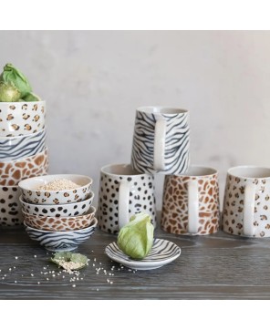 14 oz. Stoneware Mug with Animal Print – Durable & Stylish Drinkware