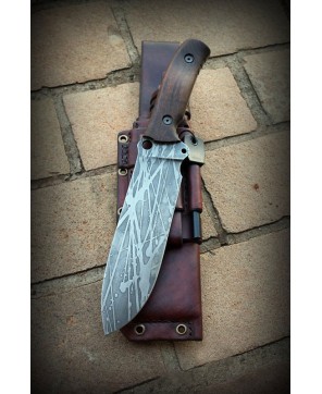 Forged Bushcraft Knife with Firestarter | Survival Tool