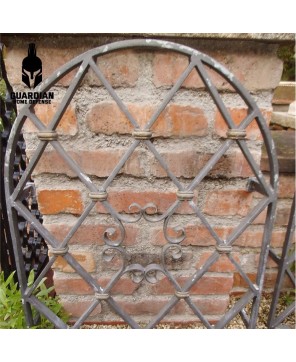 Old forged grid Wrought iron grid Iron grid Trellis Window grid Ornamental grid Garden Climbing aid Plant support Plant support