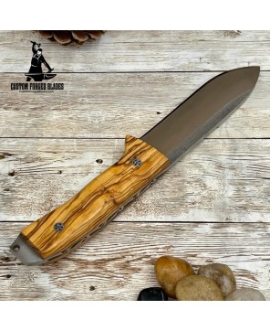 Premium Bushcraft Knife | Olive Handle