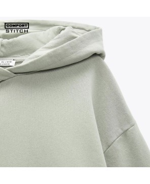 HOODED SWEATSHIRT