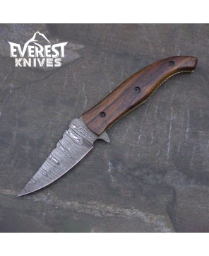 Everest Damascus Steel Knife - Walnut Handle