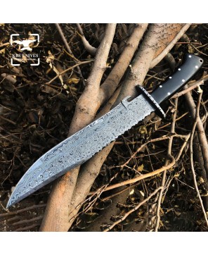 Custom Damascus Steel Bowie Knife - Meticulously Handcrafted