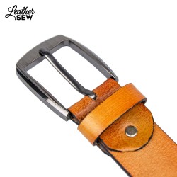 Men's Light Tan Leather Belt - Classic Style & Quality