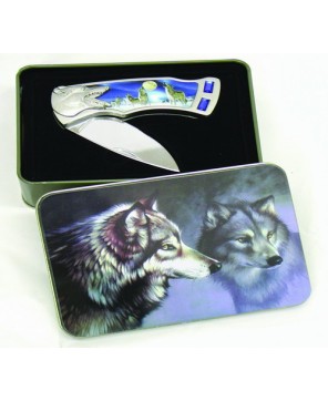 Exceptional 2 Jewel Crying Wolf Pocket Knife - Unique Collector's Item