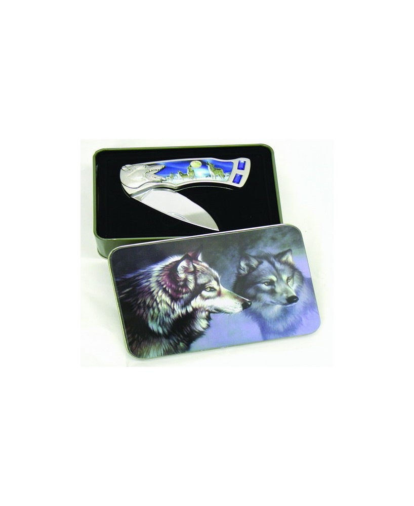 Exceptional 2 Jewel Crying Wolf Pocket Knife - Unique Collector's Item