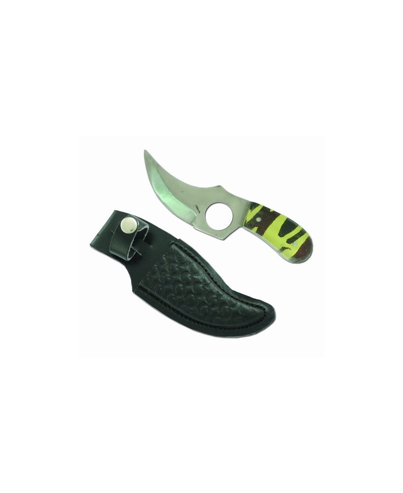 Outdoor Mastery Camo Finger Skinner Knife - Precision Blade