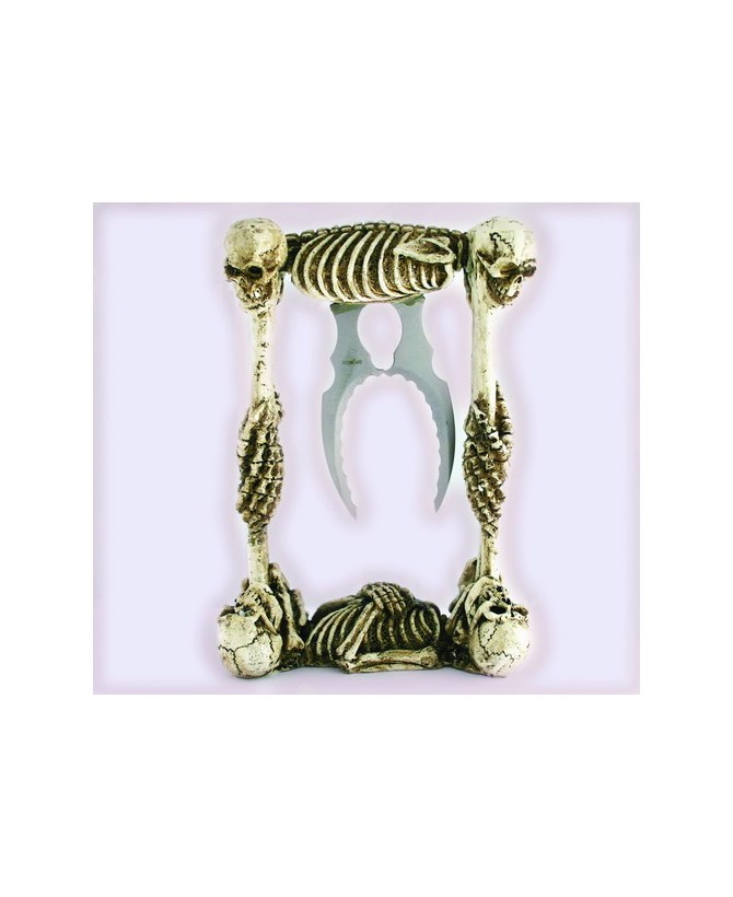 Skeleton Display Dagger