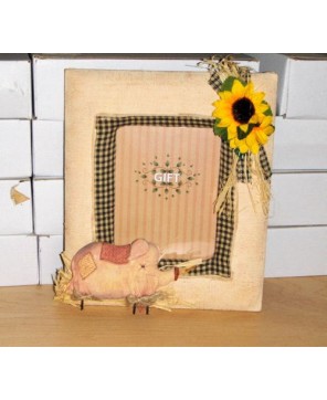 Rustic Country Photo Frame with Pig, Sunflower, and Flannel Bow