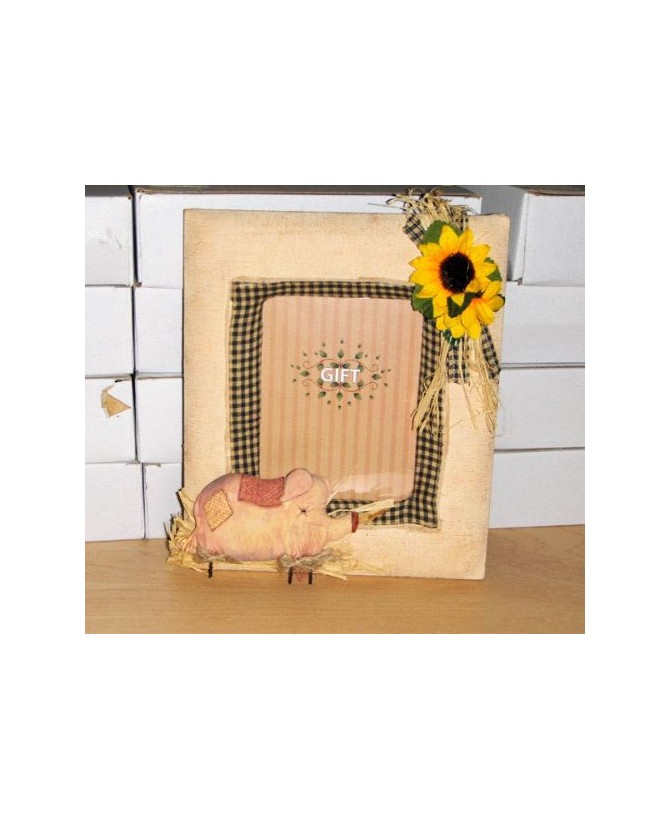 Rustic Country Photo Frame with Pig, Sunflower, and Flannel Bow