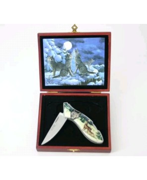 Howling Wolves Knife in Wood Display Box - Collectible Stainless Steel