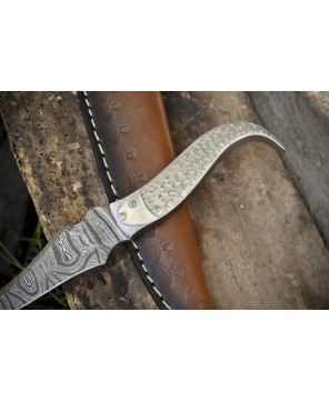 Skinner Knife D2 Tool Steel Damascus Blade | Premium EDC