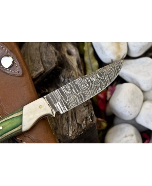 Custom Damascus Skinner Knife - Handcrafted Hardwood Handle