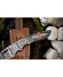 Twist Damascus Hunter: Hunt. Craft. Explore