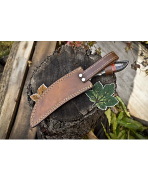 Twist Damascus Hunter: Hunt. Craft. Explore