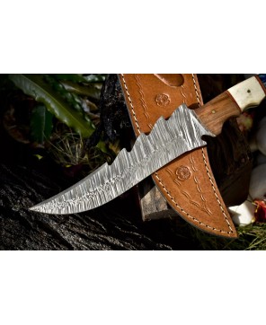 Damascus Full Tang Knife: Bone Handle, Sports