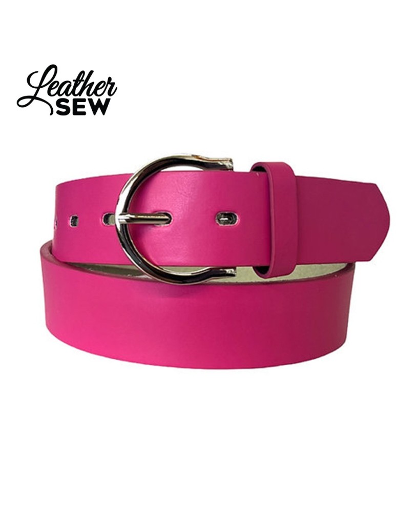 Stylish Women's Belt - Silver Wide Buckle for Any Outfit