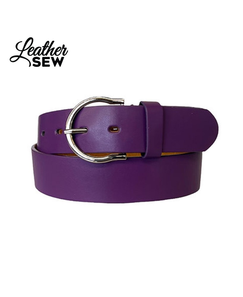 Stylish Women's Belt - Silver Wide Buckle for Any Outfit