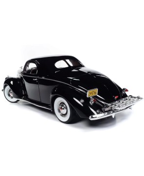 1937 Lincoln Zephyr Diecast Model Car - Elegance in Motion