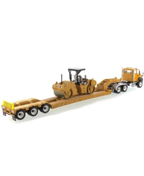 Caterpillar CAT CT660 Day Cab Tractor & XL120 1:50 Diecast Model