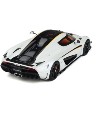 2018 Koenigsegg Regera 1:18 Scale Cast Resin Model | Collectible Car