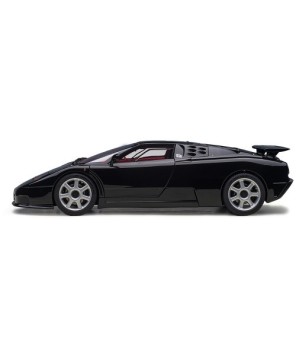 Bugatti EB110 SS - Nero Black 1:18 Scale Composite Diecast Model Car