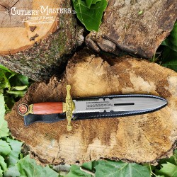 Durable Stainless Steel Eagle Crest Hunting Knife with Leather Sheath