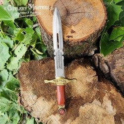 Durable Stainless Steel Eagle Crest Hunting Knife with Leather Sheath