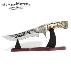 Wild Wolf Master Carved Blade – Elegant Design