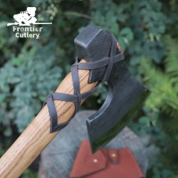 Handcrafted Scandinavian Leather-Wrapped Axe – Viking-Inspired Outdoor