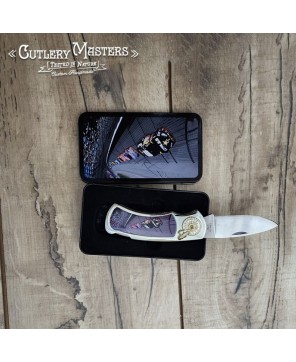 Collectible Adventure Knife in Tin Box – Perfect Gift & Display