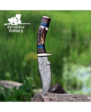 Handmade Damascus Steel Skinning Knife Set for Outdoor Enthusiasts