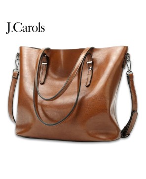 Nicole’s Timeless Elegance Leather Shoulder Bag