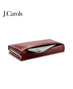 Grace’s Crocodile-Embossed Leather Wallet – Luxury & Function