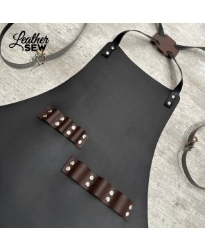 Personalized Leather BBQ Apron with Bottle Holder – Handmade & Adjusta