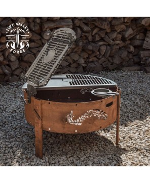 Iron Standing Grill – Durable, Functional, and Portable Outdoor Cookin