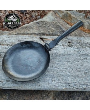 Durable Hand-Forged Skillet with Folding Handle