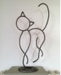 Minimalist Metal Cat Sculpture – Black Polish Steel Art