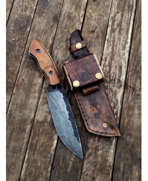 Handcrafted Custom Bushcraft Knife with Leather Sheath