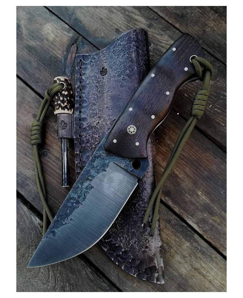 Handmade Hunting Knife with Leather Sheath - Durable & Stylish