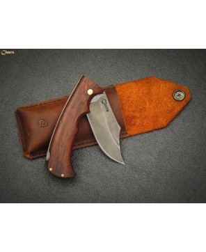 Classic Folding Knife with Wooden Handle