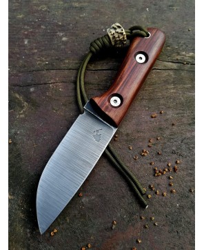 Handcrafted Bushcraft Knife with Paracord Lanyard