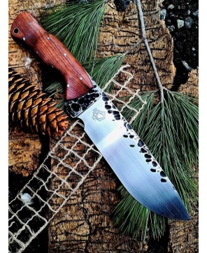 Hand-Forged Damascus Steel Hunting Knife