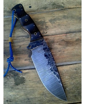 Hand-Forged Tactical Hunting Knife with Hammered Finish